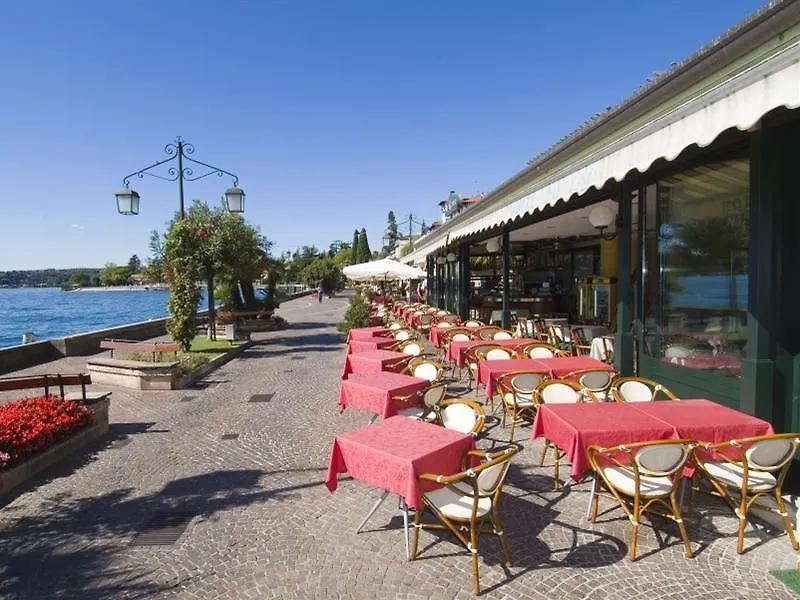 Le Petit Du Lac Sirmione Bed and breakfast